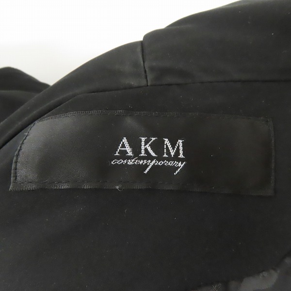 実際に弊社で買取させて頂いた AKM Contemporary/エーケーエムコンテンポラリー ダウン ラップ コート/Sの画像 2枚目