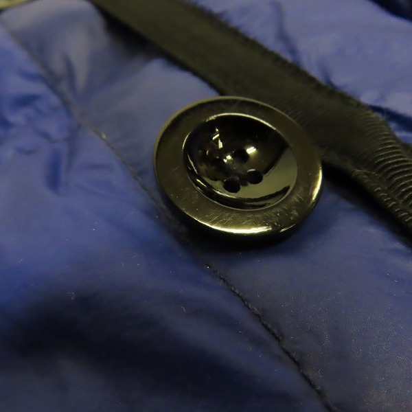 実際に弊社で買取させて頂いたTOMORROWLAND/トゥモローランド ダウンジャケット ブルー 63-09-95-09201/Lの画像 8枚目