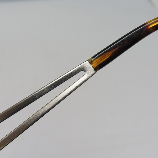 実際に弊社で買取させて頂いたLOEWE/ロエベ サングラス SLW051の画像 7枚目