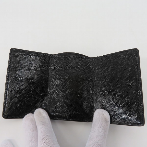 実際に弊社で買取させて頂いたMARC JACOBS/マークジェイコブス SNAPSHOT DTM MINI TRIFOLD スナップショット 三つ折り財布 M0014987の画像 3枚目