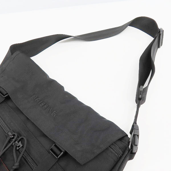 実際に弊社で買取させて頂いたBRIEFING/ブリーフィング FREIGHTER T-SHOULDER/フレイター T-ショルダーバッグ/メッセンジャーバッグ BRA221L09の画像 7枚目