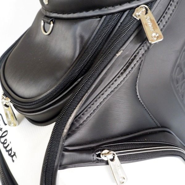 実際に弊社で買取させて頂いたTitleist/タイトリスト CB810 9.5型 5分割ツアーキャディバッグ ブラックｘホワイトの画像 4枚目