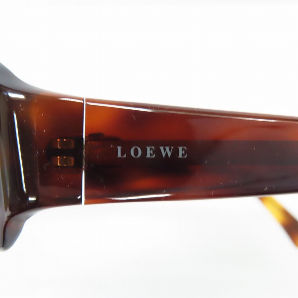 実際に弊社で買取させて頂いた(2)LOEWE/ロエベ サングラス アイウェア SLW506 COL.710 の画像 6枚目