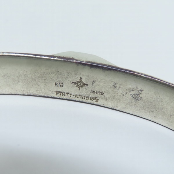 実際に弊社で買取させて頂いた【ギャラ付】FIRST ARROWS/ファーストアローズ K18 ロングホーン バングル BR-245の画像 6枚目