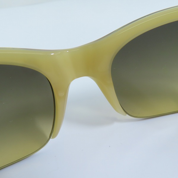 実際に弊社で買取させて頂いた(3)CELINE/セリーヌ サングラス アイウェア SC1508 col.D04の画像 4枚目