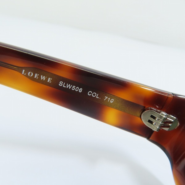 実際に弊社で買取させて頂いた(6)LOEWE/ロエベ サングラス アイウェア SLW506 COL.710 の画像 5枚目