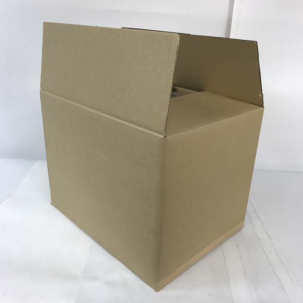 実際に弊社で買取させて頂いた【おまとめ品】チャンピオン/バーバリー/ポロラルフローレン 等 メンズ/レディース ポロシャツ/パーカー/タンクトップ 他の画像 6枚目