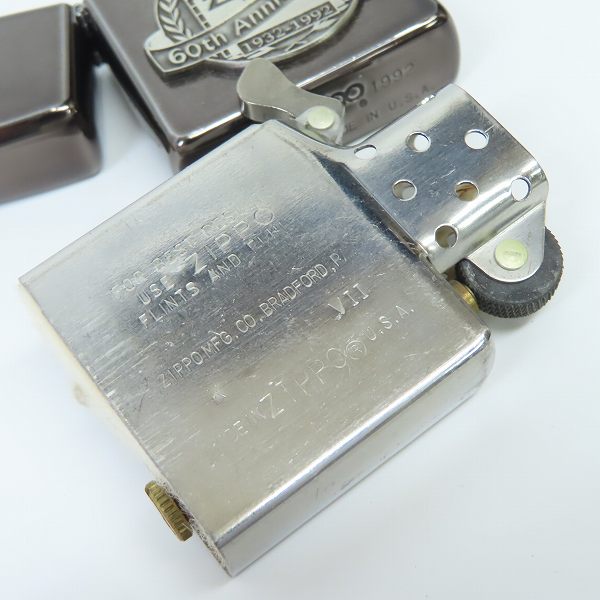 170590 現状品 ZIPPO ジッポ Rk3  60th Anniversary 1932-1992 1992年 ★動作未確認★ シルバー　いぶし銀 [1000023021883] ZIPPO/ジッポー 60th Anniversary/60周年記念モデル ロゴ メタル貼り