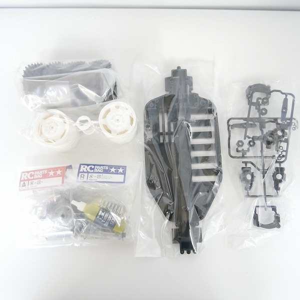 実際に弊社で買取させて頂いた【未組立】TAMIYA/タミヤ 1/10 電動RC 4WDレーシングバギー グラベルハウンド DF-02シャーシの画像 3枚目