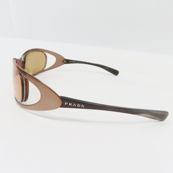 実際に弊社で買取させて頂いたPRADA/プラダ Brown Swing レンズ度入り サングラス/アイウェア SPR571の画像 2枚目