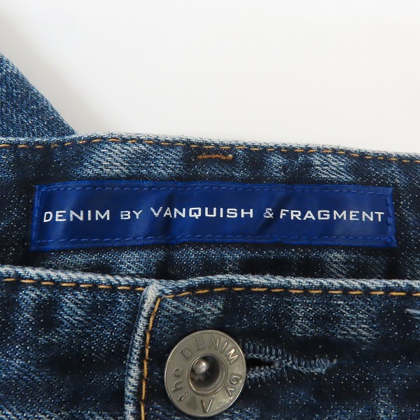 実際に弊社で買取させて頂いたVANQUISH ×Fragment Design/ヴァンキッシュ × フラグメントデザイン CROPPEDデニムパンツ VFP5017/28の画像 2枚目