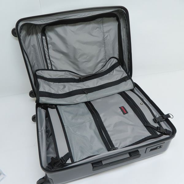 実際に弊社で買取させて頂いたBRIEFING/ブリーフィング H-60F SD スーツケース ポリカーボネート/TSAロック BRA193C27の画像 3枚目