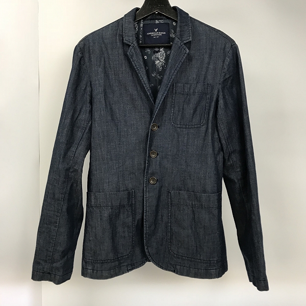 実際に弊社で買取させて頂いた【おまとめ品】バーバリー/アメリカンイーグル/カーハート 等 キッズ/メンズ 半袖Tシャツ/ジャケット/パンツ 他の画像 3枚目