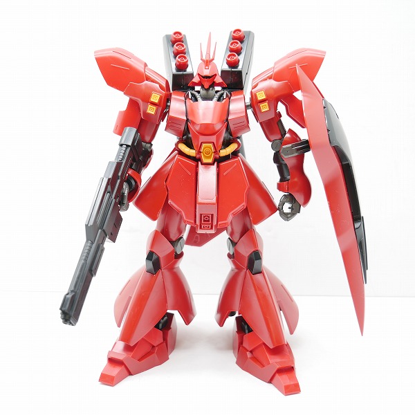 実際に弊社で買取させて頂いた【完成品/ジャンク扱い】BANDAI/バンダイ HG 1/144 サザビー/ガンダム/逆襲のシャア/ガンプラの画像 1枚目