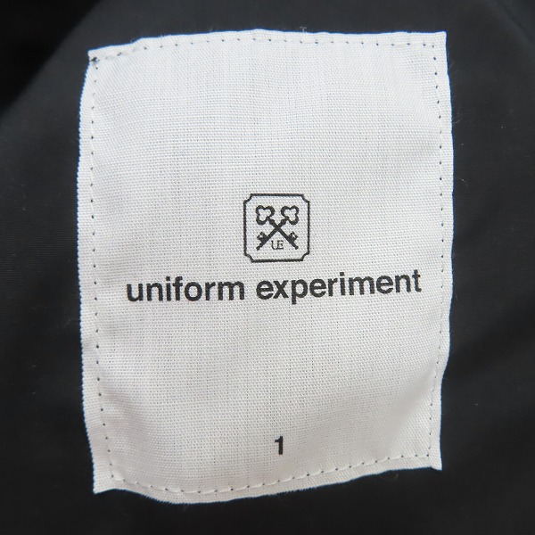 実際に弊社で買取させて頂いたユニフォームエクスペリメント×フラグメントデザイン 22AW MULTI POCKET PADDING JACKET/ジャケット UE-222013/1の画像 2枚目