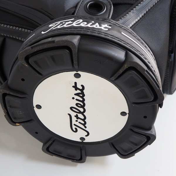 実際に弊社で買取させて頂いたTitleist/タイトリスト TB22SF9 9.5型 5分割 ツアー キャディバッグ 2022年継続モデル ブラックｘホワイトの画像 7枚目