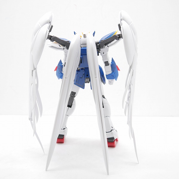 実際に弊社で買取させて頂いた【完成品/ジャンク扱い】BANDAI/バンダイスピリッツ MG 1/100 ウイングガンダムゼロ EW Ver.Ka/W/ガンプラの画像 3枚目