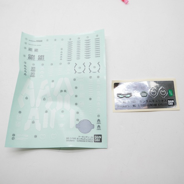 実際に弊社で買取させて頂いた【完成品/ジャンク扱い】BANDAI/バンダイスピリッツ MG 1/100 ガンダムキュリオス/00/ガンプラの画像 6枚目