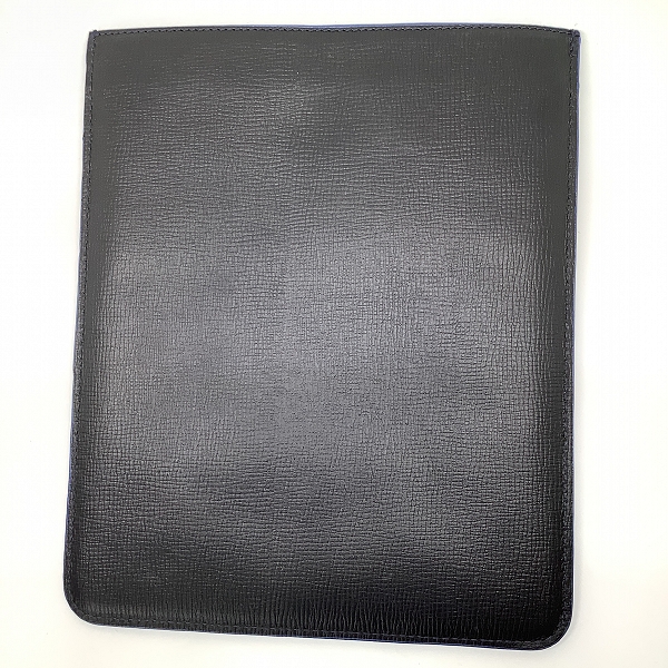 実際に弊社で買取させて頂いたHUGO BOSS/ヒューゴボス レザー タブレットケースの画像 1枚目