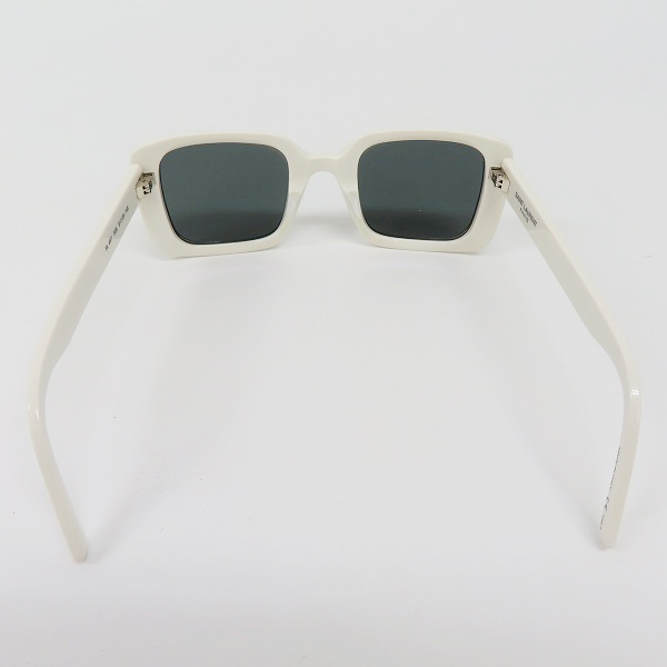 実際に弊社で買取させて頂いたSAINT LAURENT/サンローラン サングラス スクエア SL497 005 Cat.3の画像 3枚目