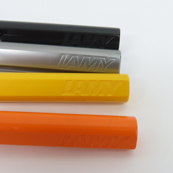 実際に弊社で買取させて頂いたLAMY/ラミー Safari/サファリ 万年筆 4点セットの画像 1枚目