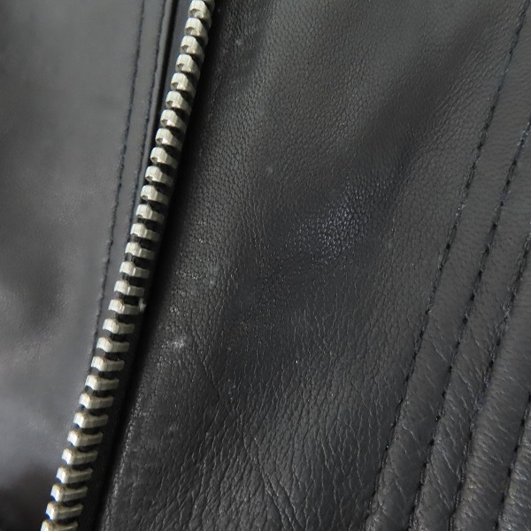 実際に弊社で買取させて頂いた【JPタグ】EMPORIO ARMANI/エンポリオアルマーニ ダブルライダースジャケット ブラック 46の画像 5枚目