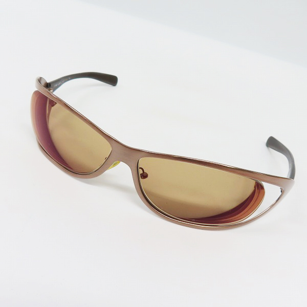 実際に弊社で買取させて頂いたPRADA/プラダ Brown Swing レンズ度入り サングラス/アイウェア SPR571