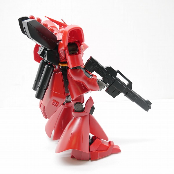 実際に弊社で買取させて頂いた【完成品/ジャンク扱い】BANDAI/バンダイ HG 1/144 サザビー/ガンダム/逆襲のシャア/ガンプラの画像 4枚目