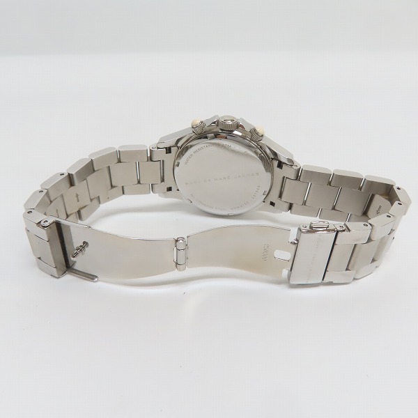 実際に弊社で買取させて頂いた MARC BY MARC JACOBS/マークバイマークジェイコブス クォーツ 腕時計 MBM3155の画像 3枚目