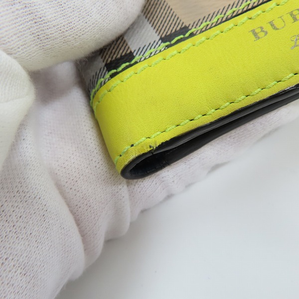 実際に弊社で買取させて頂いたBurberry/バーバリー カーフレザー HAYMARKET 二つ折り財布/ウォレットの画像 7枚目