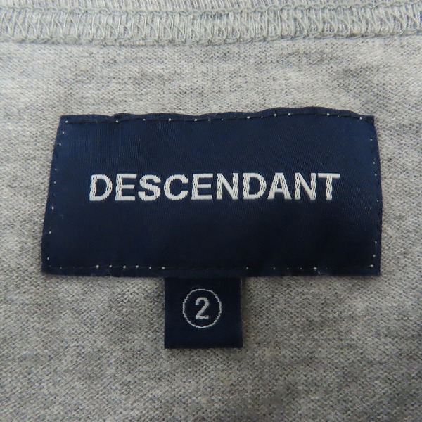 実際に弊社で買取させて頂いたDESCENDANT/ディセンダント 長袖Tシャツ 袖プリント グレー/2の画像 2枚目