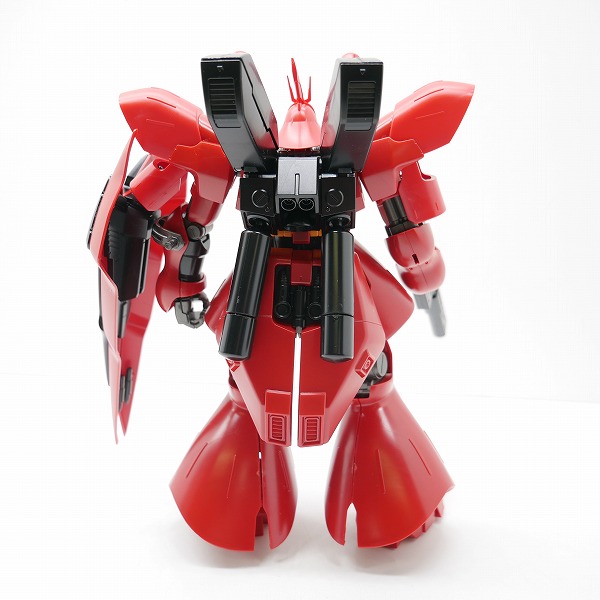 実際に弊社で買取させて頂いた【完成品/ジャンク扱い】BANDAI/バンダイ HG 1/144 サザビー/ガンダム/逆襲のシャア/ガンプラの画像 3枚目