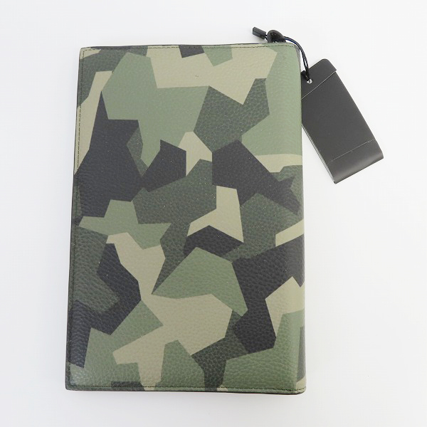 実際に弊社で買取させて頂いたARMANI EXCHANGE/アルマーニエクスチェンジ カモフラ/迷彩 クラッチバッグ 958038の画像 1枚目