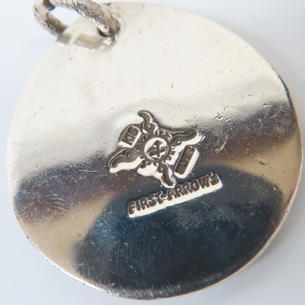 実際に弊社で買取させて頂いたFIRST ARROW's/ファーストアローズ K18付き タタキメタル ペンダントトップの画像 4枚目