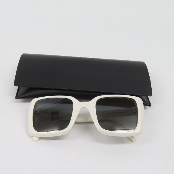 実際に弊社で買取させて頂いたSAINT LAURENT/サンローラン サングラス スクエア SL497 005 Cat.3の画像 8枚目