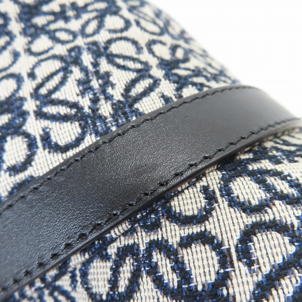 実際に弊社で買取させて頂いた【JPタグ】LOEWE/ロエベ アナグラムロゴ刺繍 総柄 バケットハット K820HB1X07 の画像 8枚目