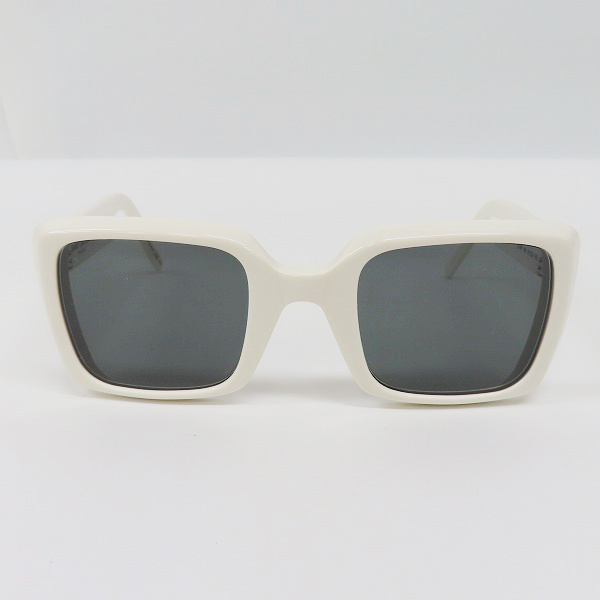 実際に弊社で買取させて頂いたSAINT LAURENT/サンローラン サングラス スクエア SL497 005 Cat.3の画像 1枚目