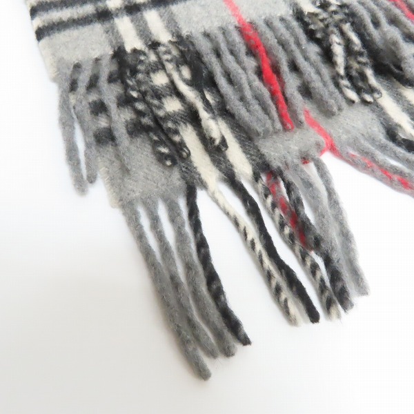 実際に弊社で買取させて頂いたBurberrys/バーバリーズ ノバチェック カシミヤ100％ マフラーの画像 4枚目