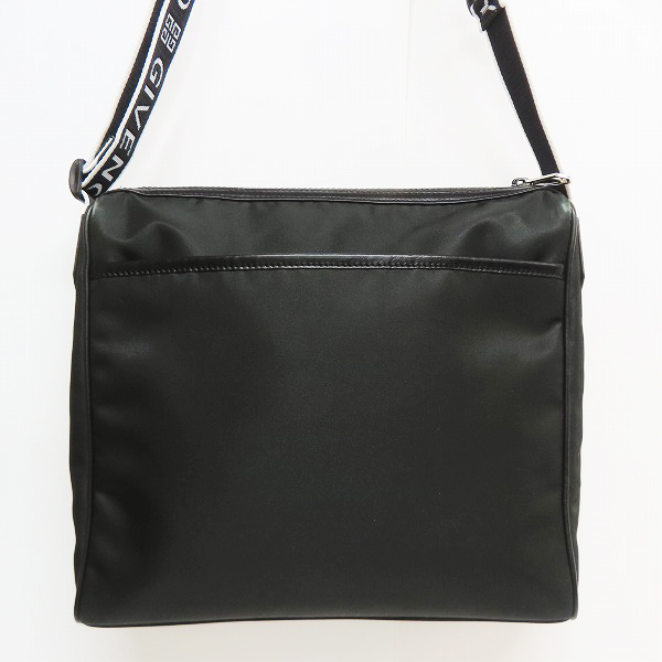 実際に弊社で買取させて頂いたGIVENCHY/ジバンシィ レザー×ナイロン ロゴラインショルダーバッグの画像 1枚目