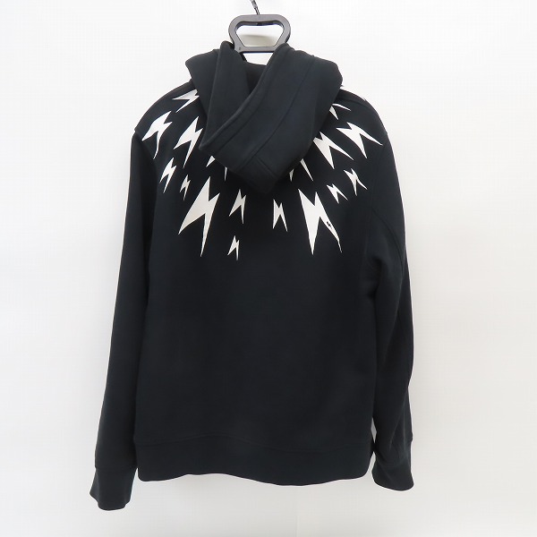 実際に弊社で買取させて頂いたNeil Barrett/ニールバレット 19AW Sweatshirt/ボルトデザイン プルオーバーパーカー PBJS491S M518S/XLの画像 1枚目