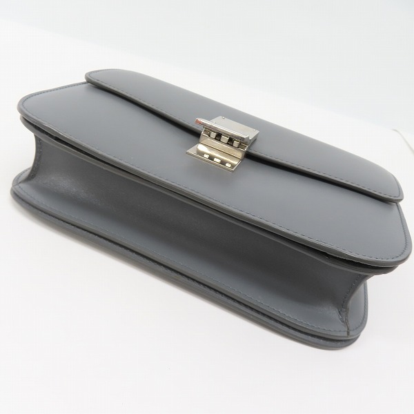 実際に弊社で買取させて頂いた【ショルダー欠品】CELINE/セリーヌ クラシックボックス レザー ハンドバッグ ミディアムサイズ の画像 2枚目