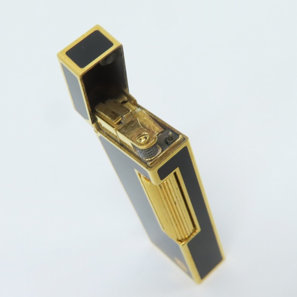 実際に弊社で買取させて頂いた【難あり】dunhill/ダンヒル ガスライター ブラック×ゴールドの画像 4枚目