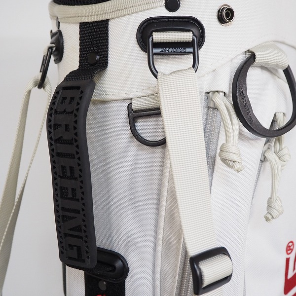 実際に弊社で買取させて頂いたBRIEFING/ブリーフィング BRG213D23 HOLIDAY COLLECTION 9.5型スタンド式5分割キャディバッグ 47インチ対応 ホワイトの画像 4枚目