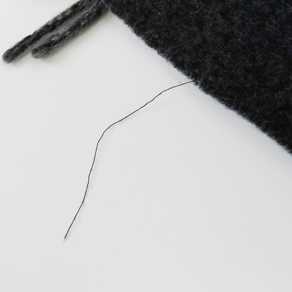 実際に弊社で買取させて頂いた【JPタグ】LOEWE/ロエベ アナグラムロゴ刺繍 カシミア混 ウールマフラーの画像 6枚目