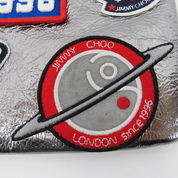 実際に弊社で買取させて頂いたJIMMY CHOO/ジミーチュウ アントラシート メタリックレザー パッチ/ワッペン クラッチバッグの画像 6枚目