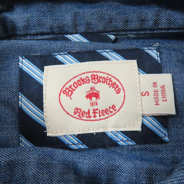 実際に弊社で買取させて頂いたBROOKS BROTHERS/ブルックスブラザーズ ワンポイント刺繡 ボタンダウン デニムシャツ/Sの画像 2枚目
