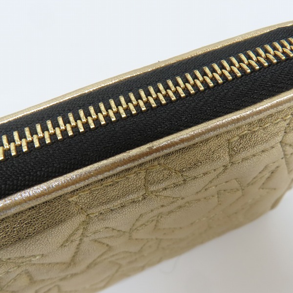 実際に弊社で買取させて頂いたJIMMY CHOO/ジミーチュウ スターキルティング ラウンドファスナー長財布の画像 8枚目