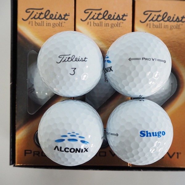 実際に弊社で買取させて頂いた【未使用/オウンネーム】Titleist/タイトリスト PRO V1 ゴルフボール 1ダース の画像 1枚目