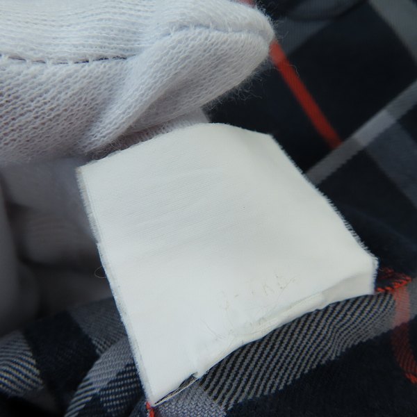 実際に弊社で買取させて頂いたBurberrys REGD/バーバリーズ ホース刺繍×チェック柄 半袖シャツ ネイビー系 /Lの画像 4枚目