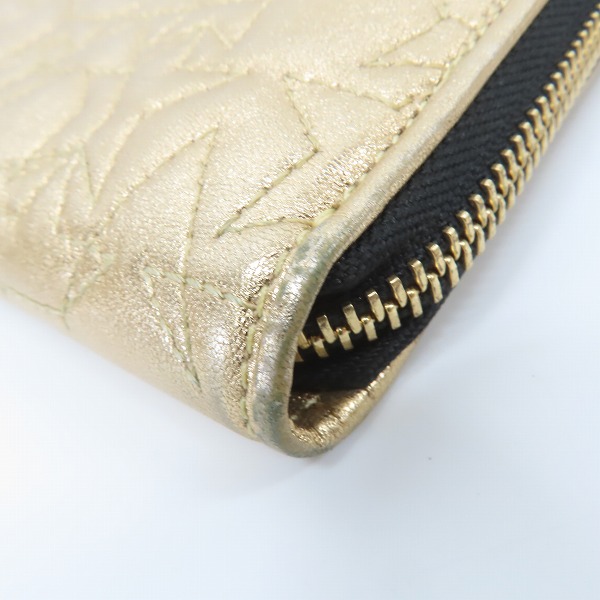 実際に弊社で買取させて頂いたJIMMY CHOO/ジミーチュウ スターキルティング ラウンドファスナー長財布の画像 7枚目
